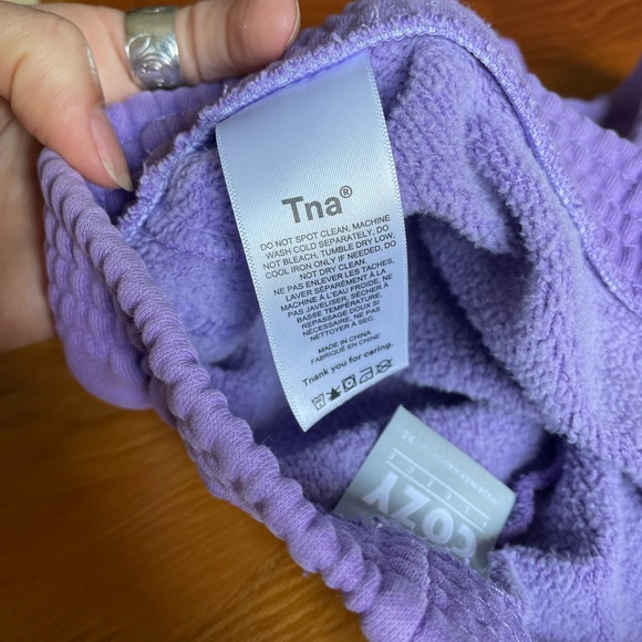 Tna Cozy Fleece Perfect Shorts  5 inch XS - Picture 2 of 6